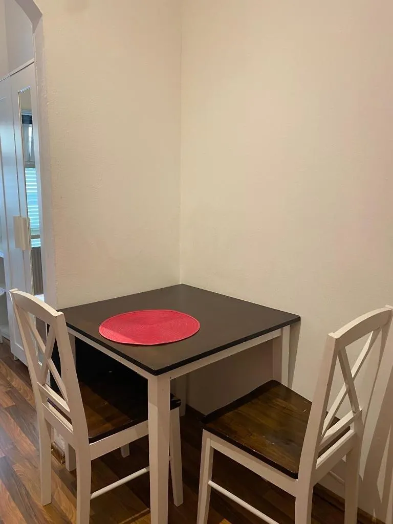 Family Apartment Vols